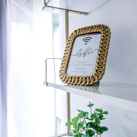 Commodus Apartment