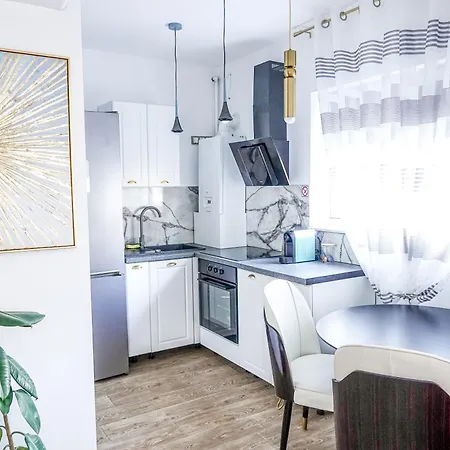Apartment Commodus *